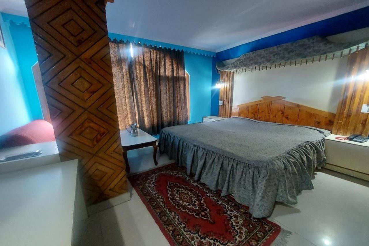 Brightland Hotel Shimla Exterior foto